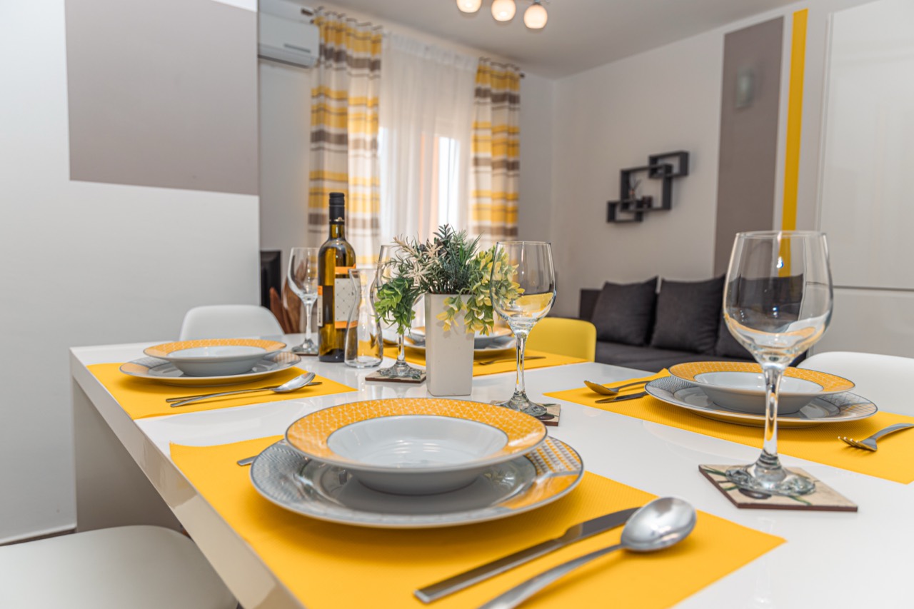 Apartment 3★